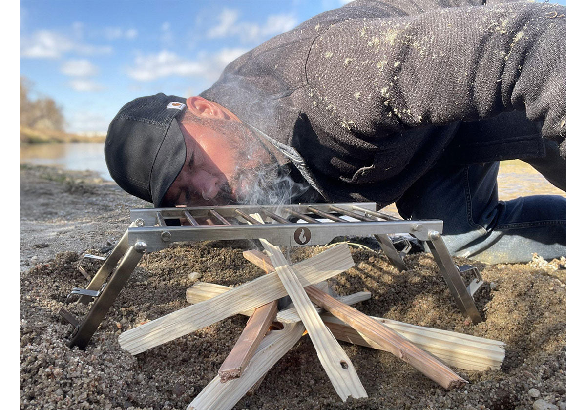 Over Under Grill Thingy: Stand and Grill In One! LavaBox Portable Campfire