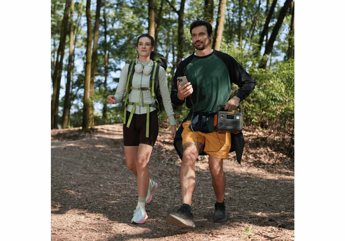 Jackery Portable Power Station  Explorer 300 v2